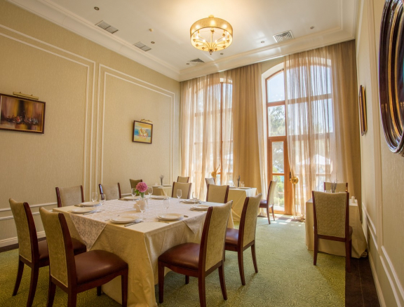 Аренда виллы «Дивный мир Карасан» (под запрос)